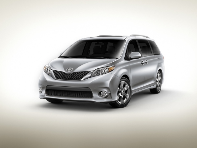 Das Toyota Sienna Wallpaper 640x480