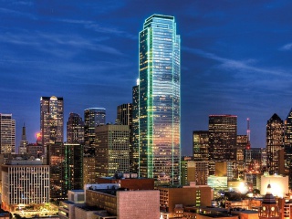 Sfondi Dallas Skyline 320x240