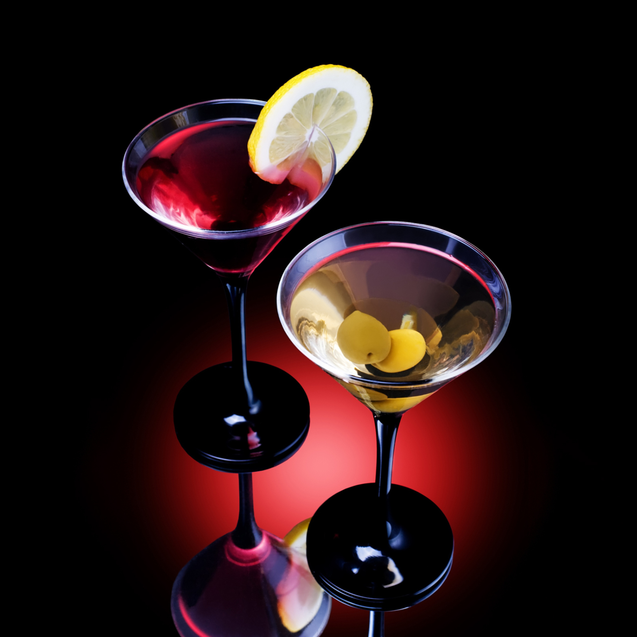 Sfondi Cocktail With Olives 2048x2048