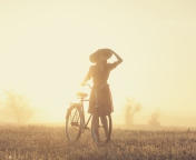 Fondo de pantalla Girl And Bicycle On Misty Day 176x144