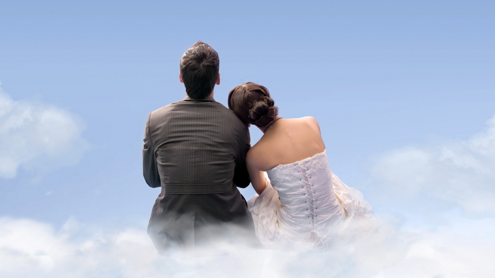 Couple Sitting On Clouds screenshot #1 1600x900