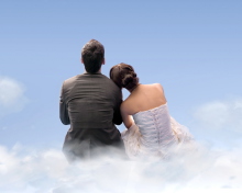 Das Couple Sitting On Clouds Wallpaper 220x176
