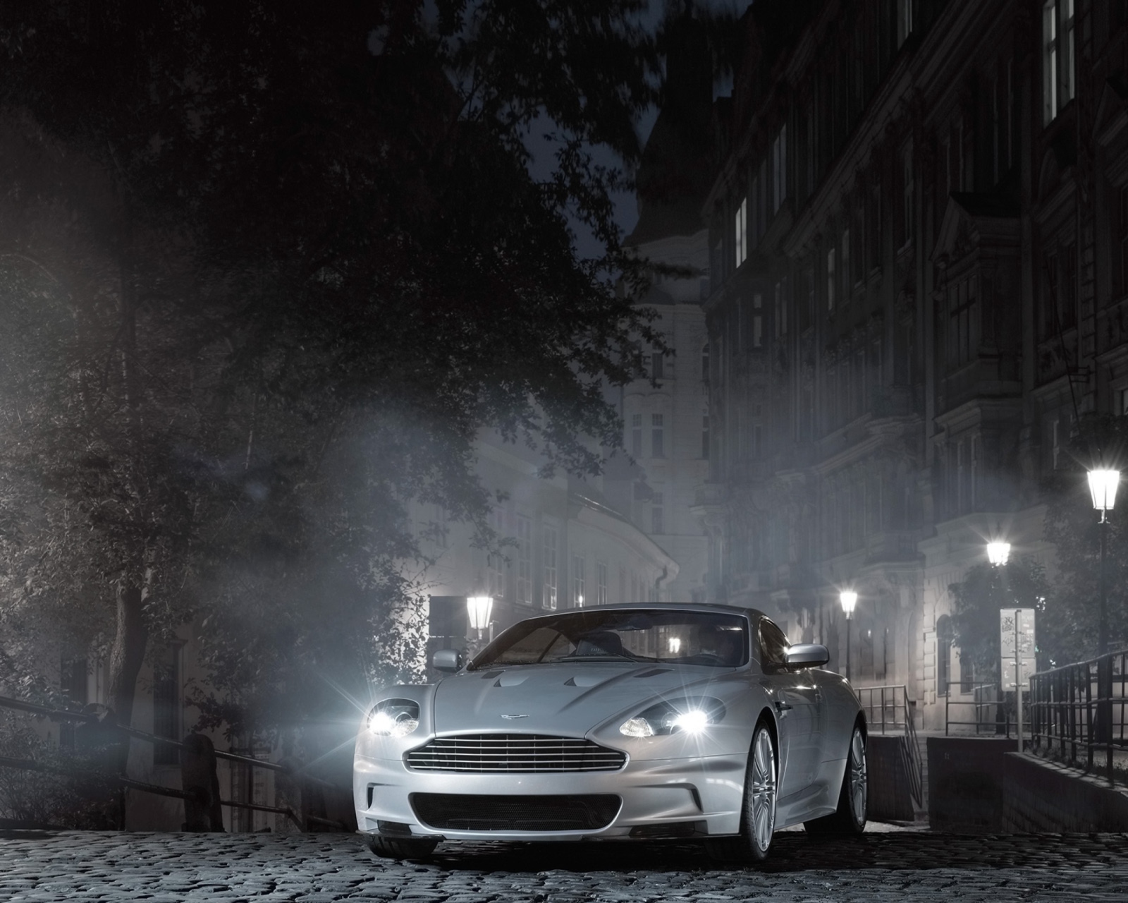 White Aston Martin At Night wallpaper 1600x1280