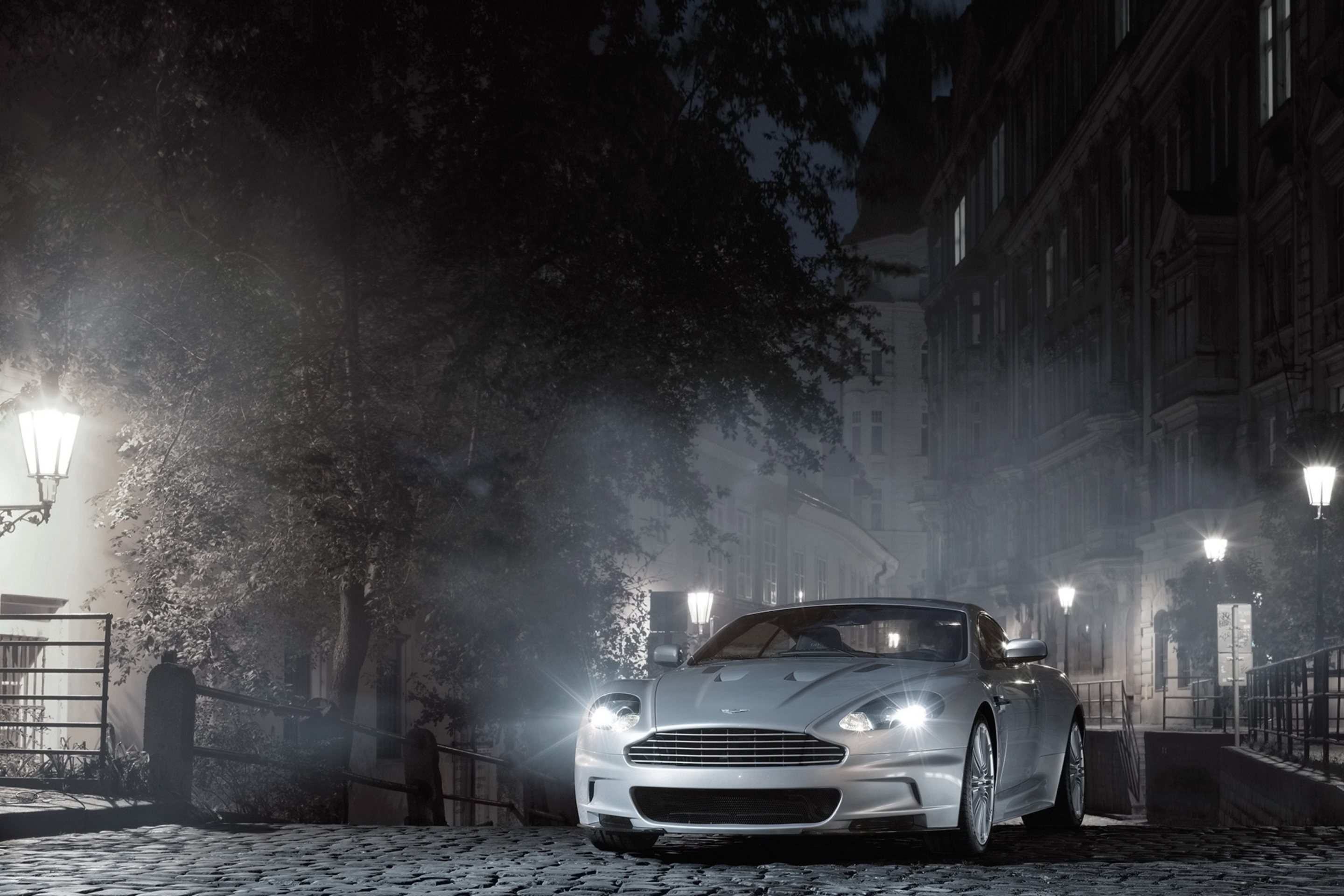 Das White Aston Martin At Night Wallpaper 2880x1920