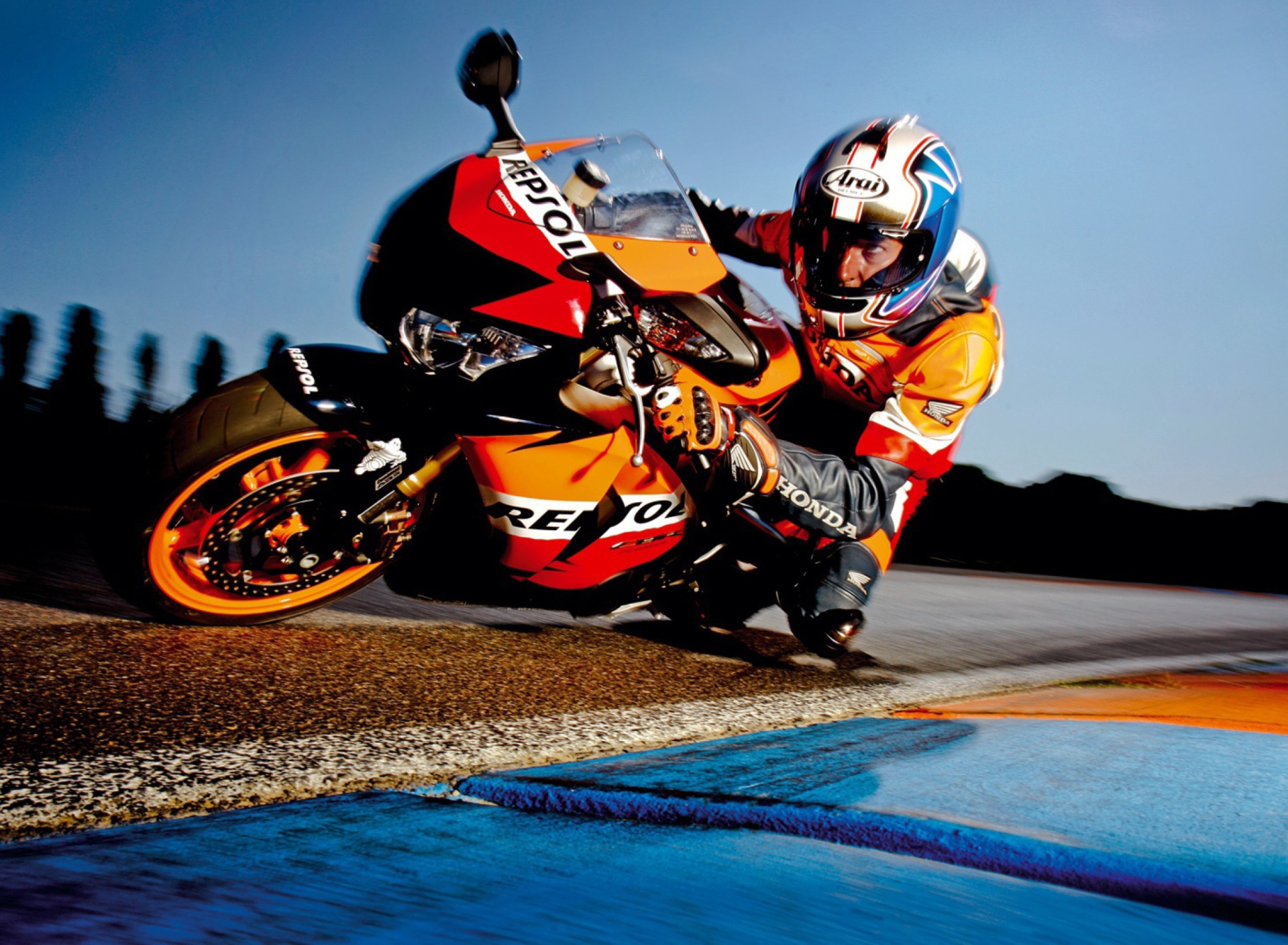 Обои Repsol Honda 1920x1408