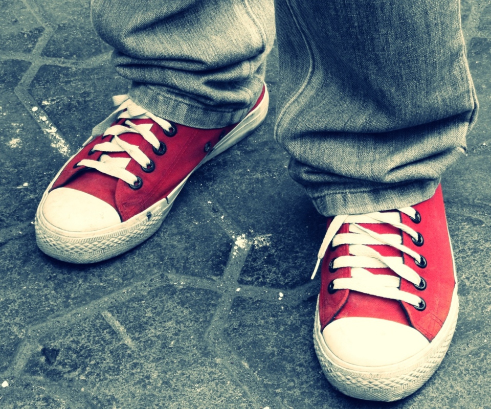 Red Sneakers wallpaper 960x800