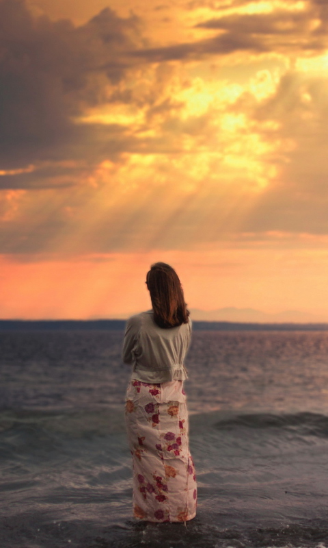 Girl And Stormy Sea wallpaper 480x800