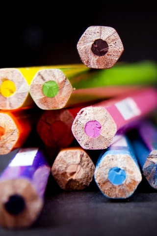 Das Bright Colorful Pencils Wallpaper 320x480