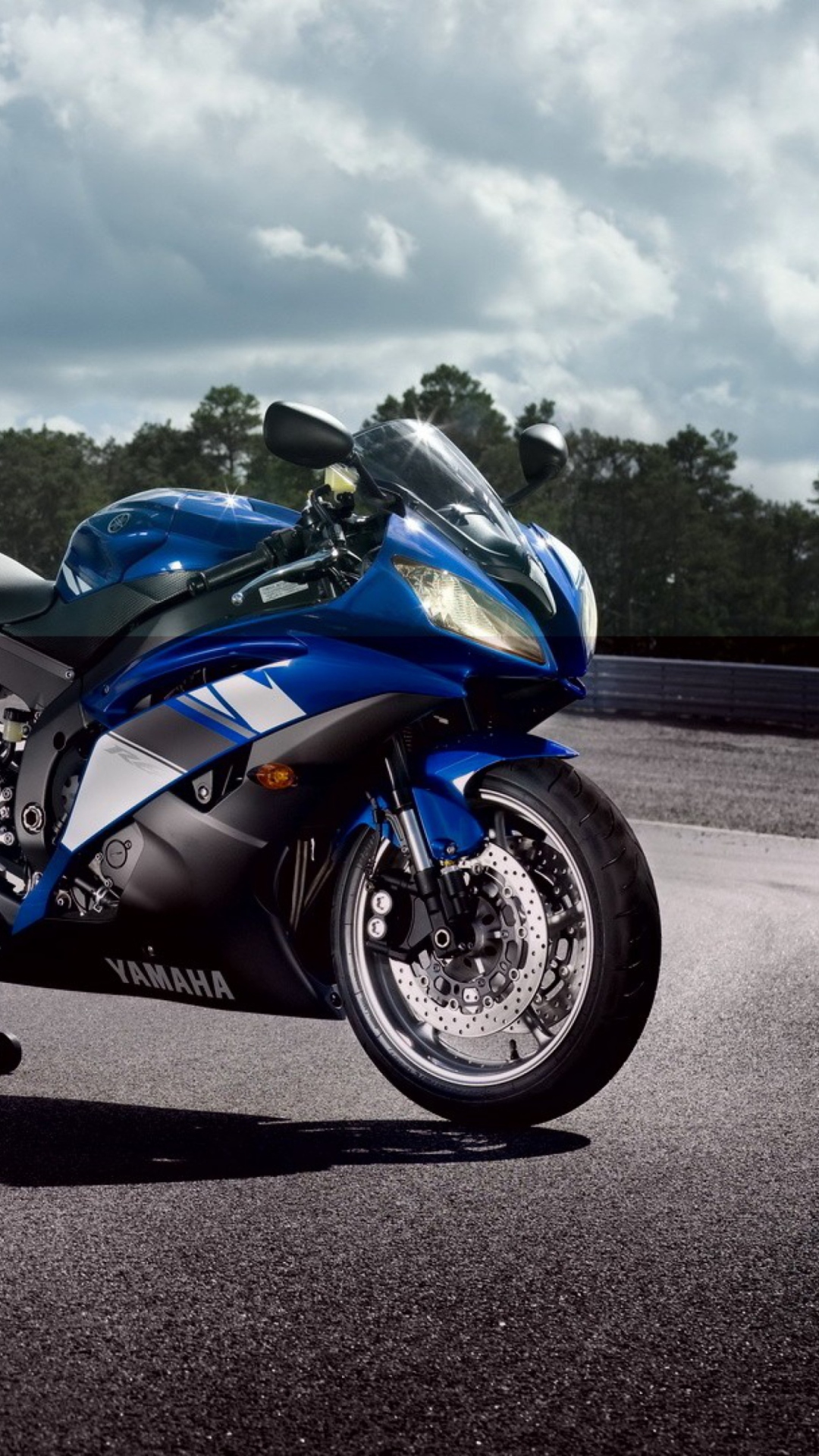 Blue Yamaha R6 wallpaper 1080x1920