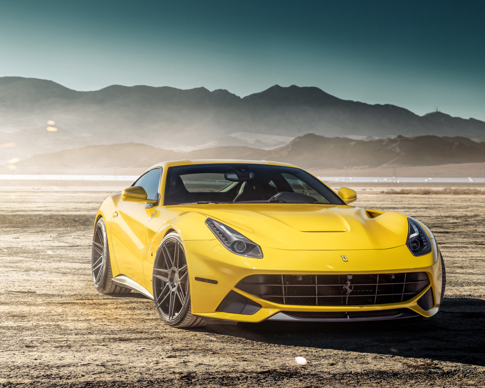 Fondo de pantalla Ferrari F12 Berlinetta 1600x1280