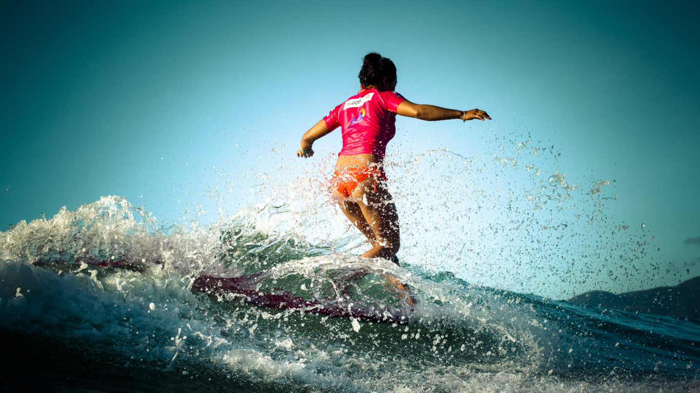 Screenshot №1 pro téma Colorful Surfing 1366x768