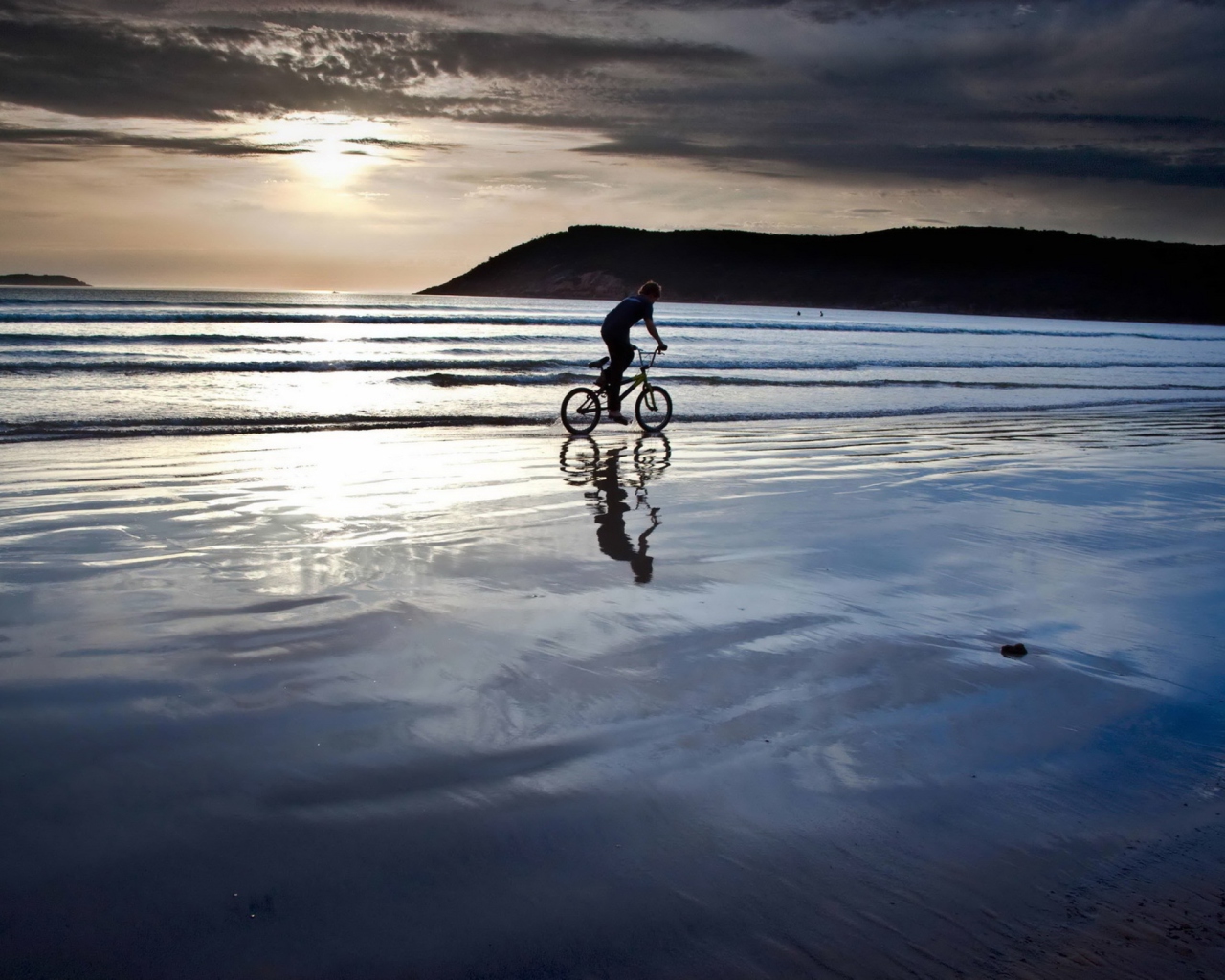 Beach Bike Ride screenshot #1 1280x1024