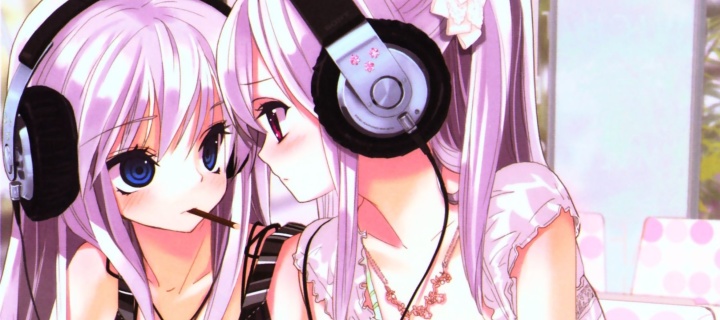 Anime Girl in Headphones wallpaper 720x320
