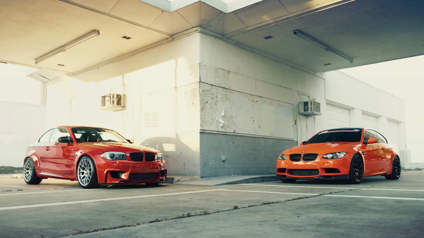 Fondo de pantalla BMW M3 1366x768