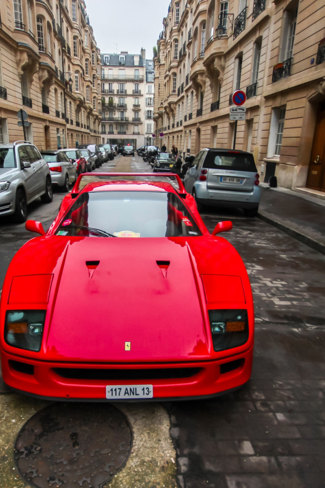 Sfondi Ferrari 640x960