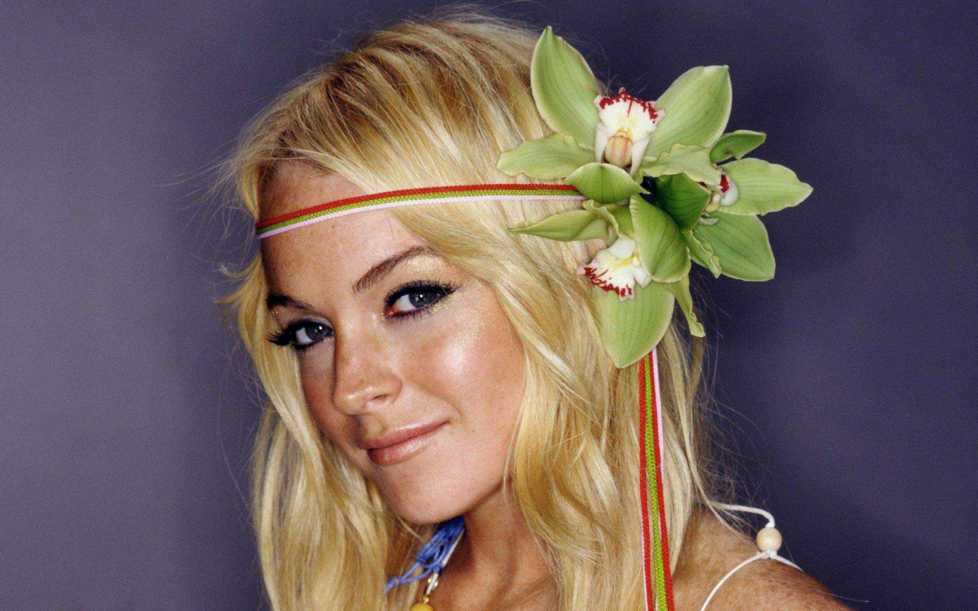 Cute Lindsay Lohan wallpaper 1920x1200