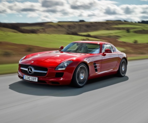 Screenshot №1 pro téma Red Mercedes Benz SLS AMG 480x400