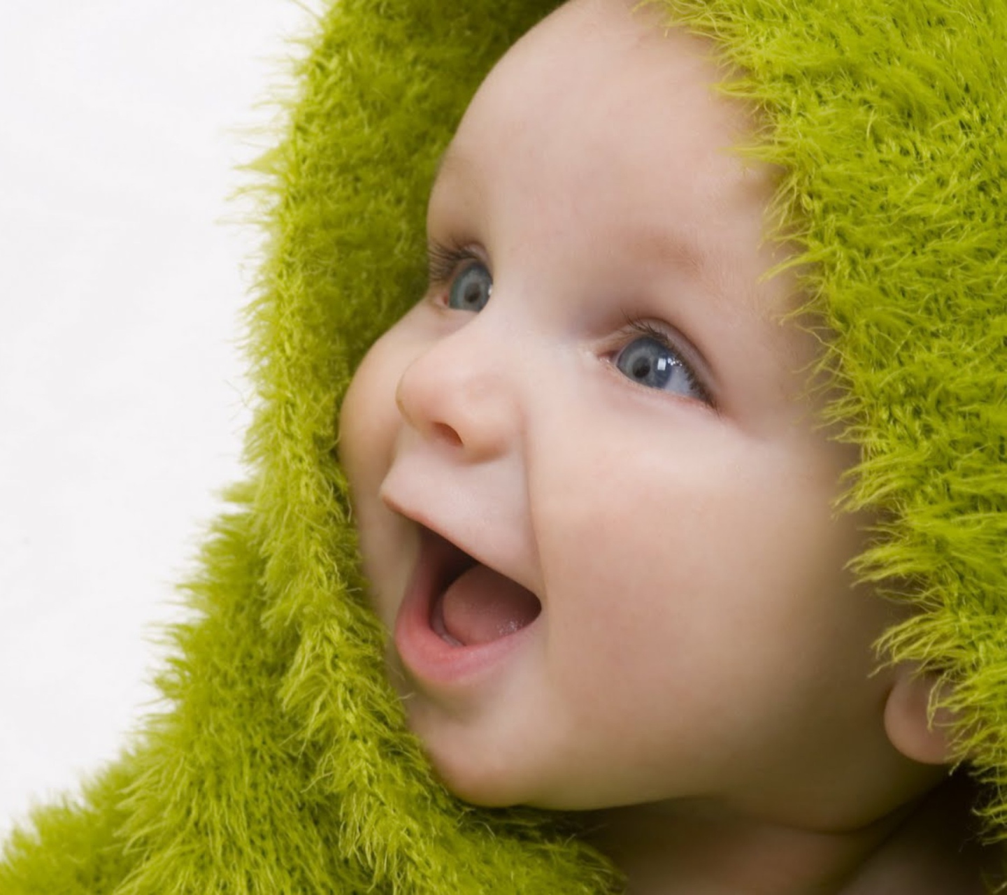 Das Lovely Baby Wallpaper 1440x1280