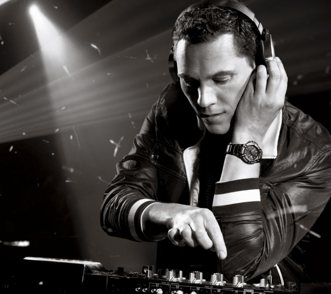 Обои Tiesto Session 1080x960