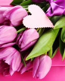 Fondo de pantalla Pink Tulips Bouquet And Paper Heart 128x160