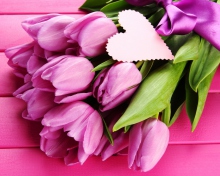 Das Pink Tulips Bouquet And Paper Heart Wallpaper 220x176