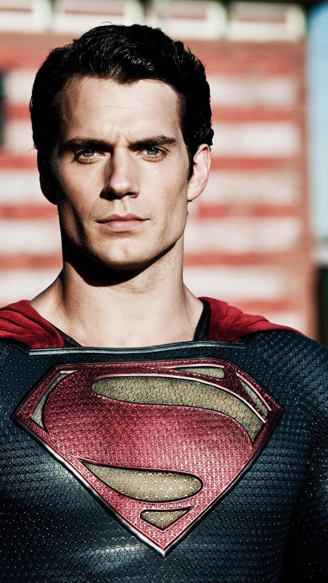 Sfondi Henry Cavill In Man Of Steel 640x1136