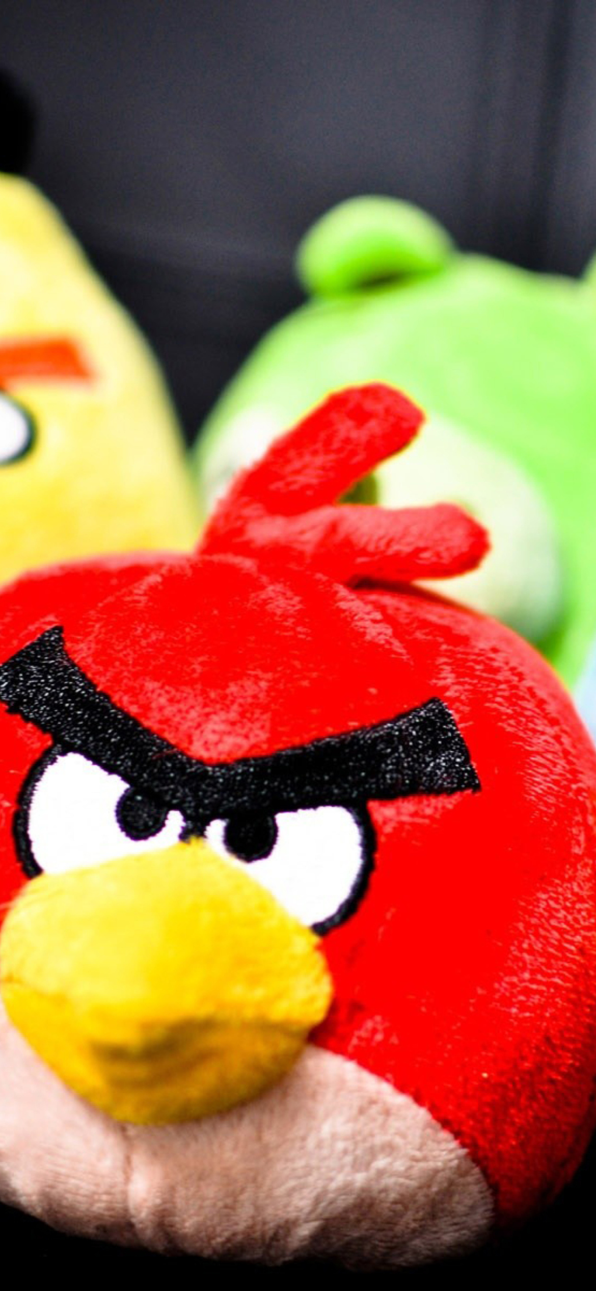 Обои Angry Birds Plush Toy 1170x2532