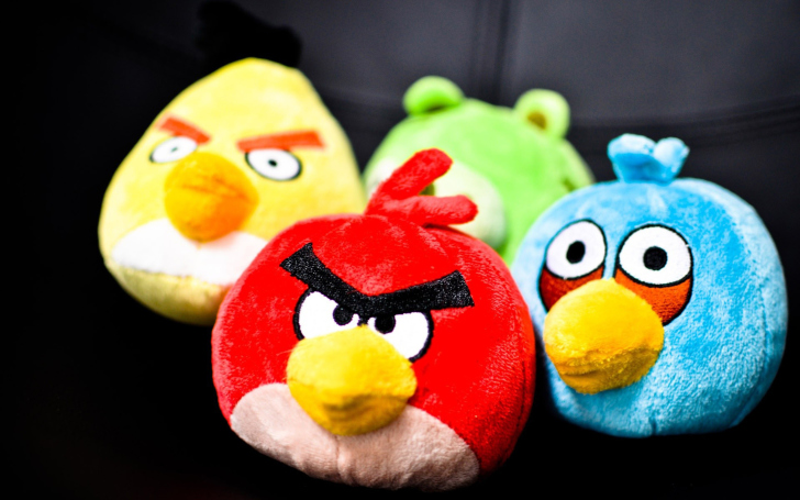 Обои Angry Birds Plush Toy