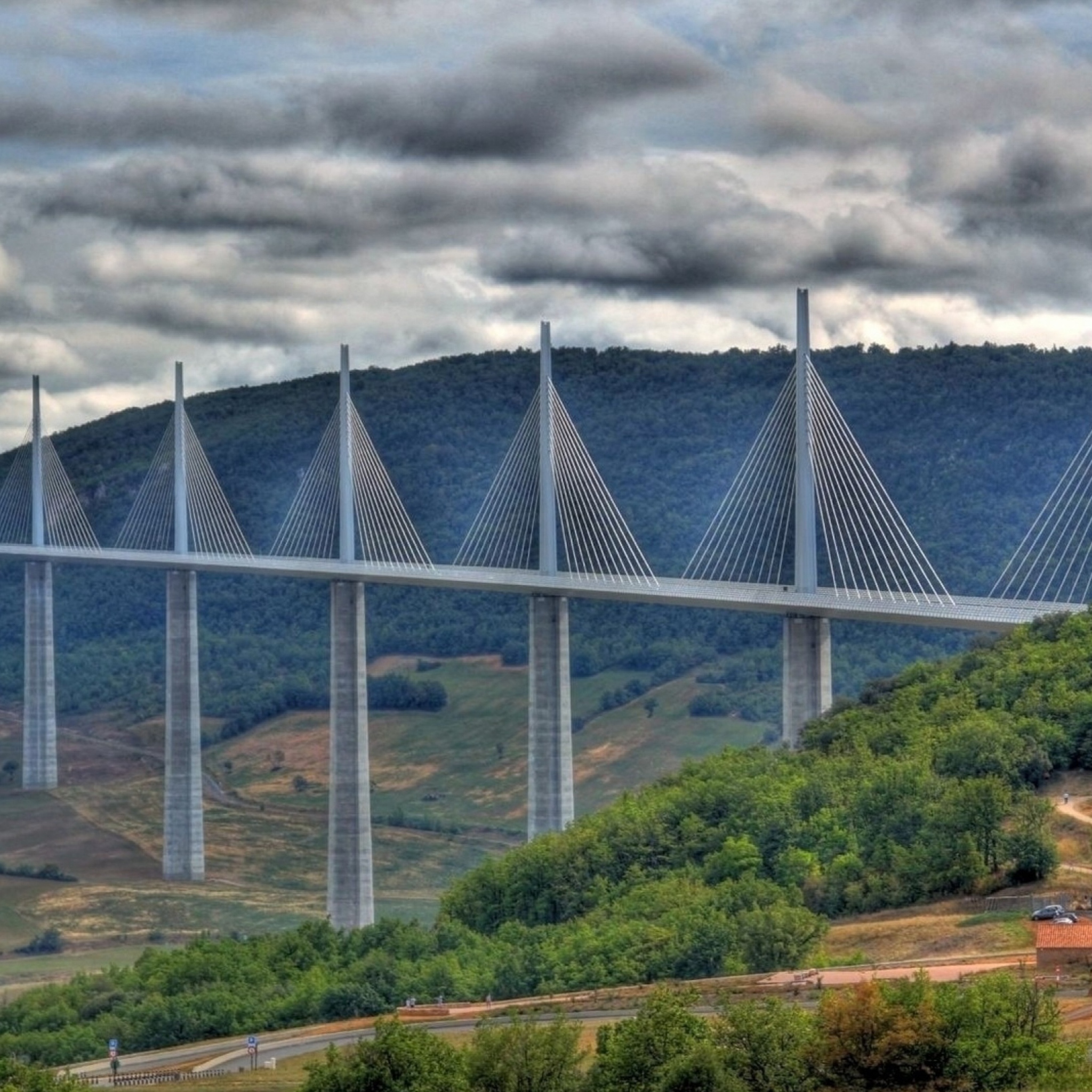 Sfondi Viaduc De Millau In France 2048x2048