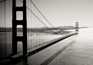 Kostenloses Bridge In The Fog Wallpaper für Android, iPhone und iPad