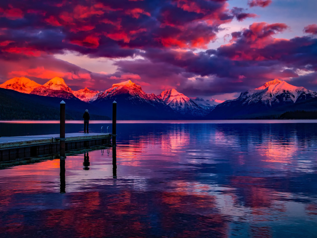 Fondo de pantalla Lake McDonald in Glacier National Park 640x480