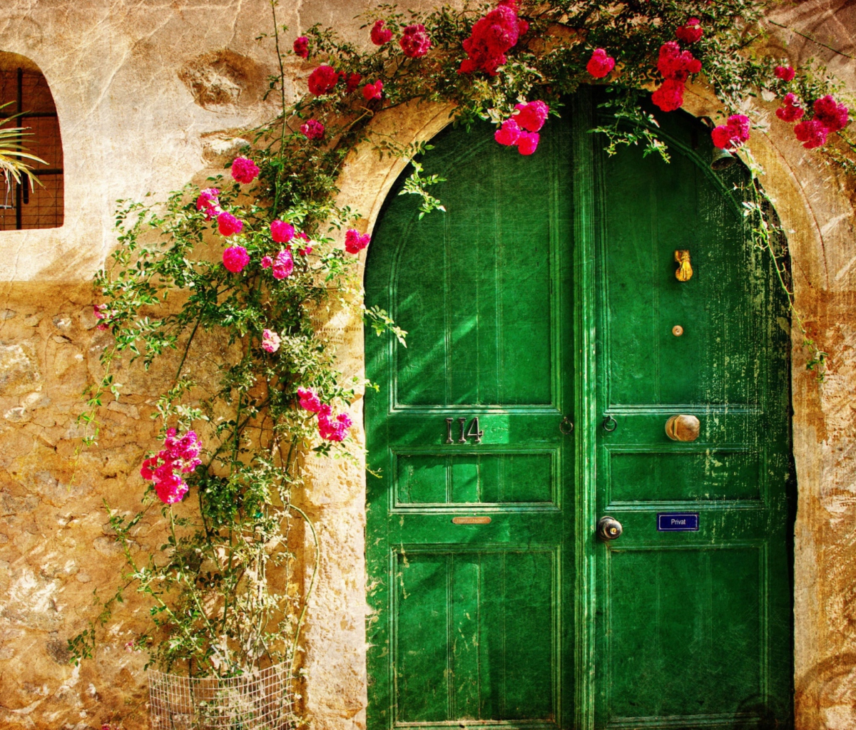 Das Picturesque Old House Door Wallpaper 1200x1024