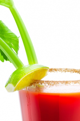 Das Bloody Mary Cocktail Wallpaper 320x480