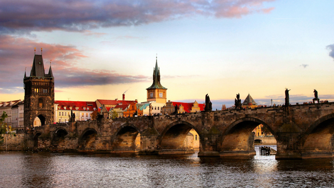Обои Charles Bridge In Prague 1280x720