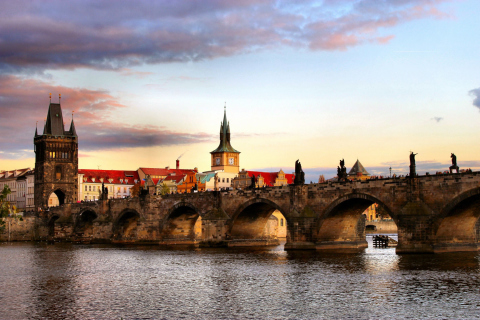 Charles Bridge In Prague wallpaper 480x320