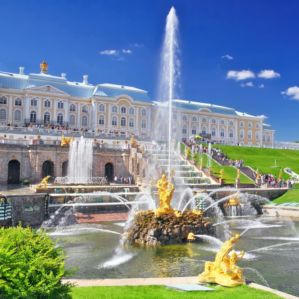 Fondo de pantalla Peterhof In Saint-Petersburg 1024x1024