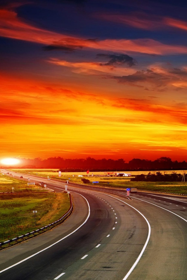 Das Sunset Highway Hd Wallpaper 640x960