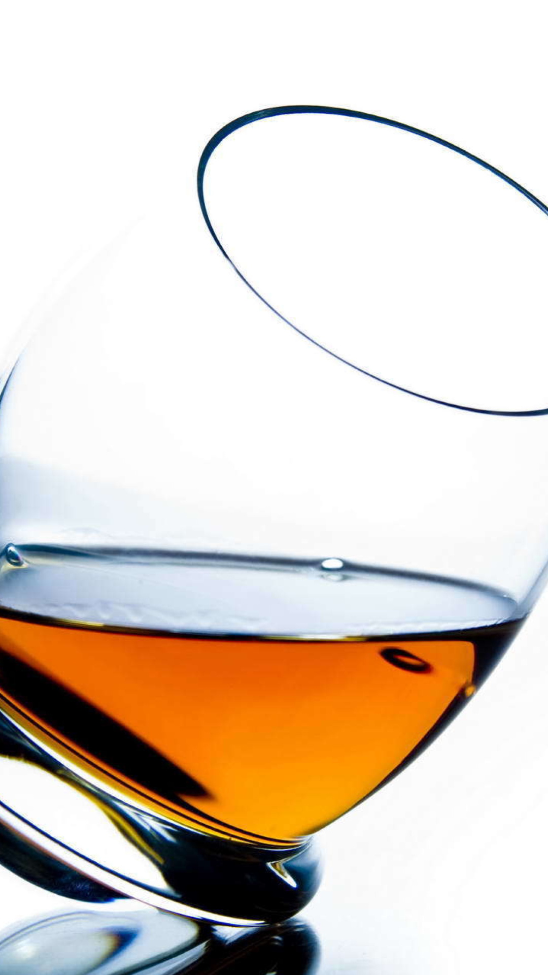 Das Cognac Glass Snifter Wallpaper 1080x1920