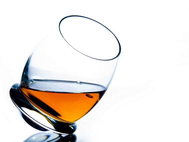 Fondo de pantalla Cognac Glass Snifter 640x480