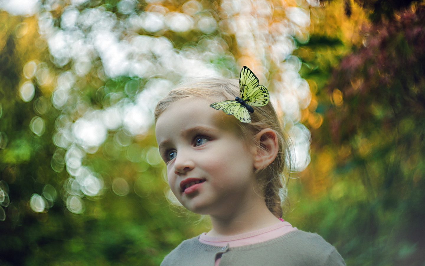 Little Butterfly Princess wallpaper 1440x900