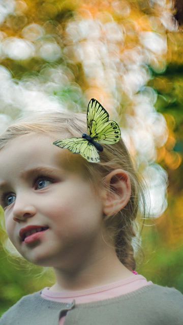 Fondo de pantalla Little Butterfly Princess 360x640