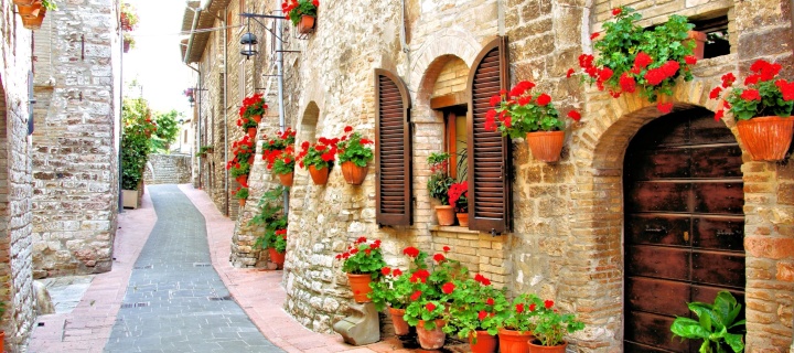 Italian Streets on Garda wallpaper 720x320