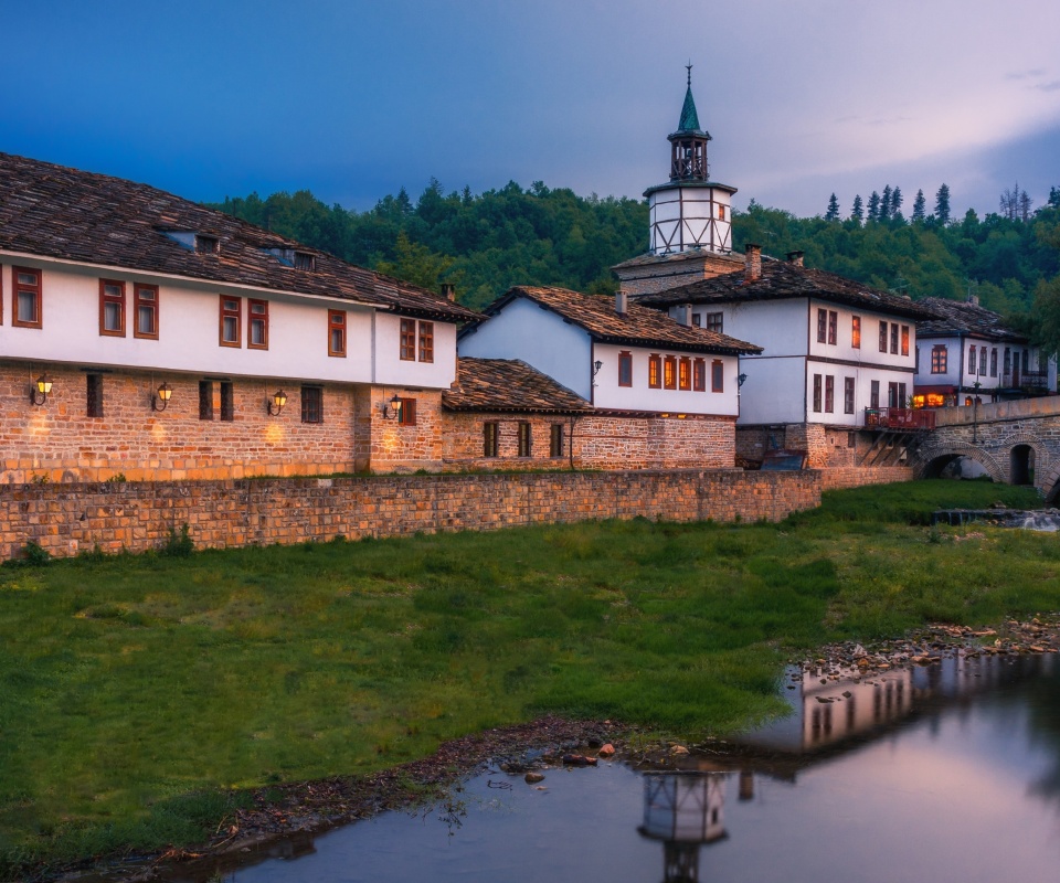 Tryavna Bulgaria wallpaper 960x800