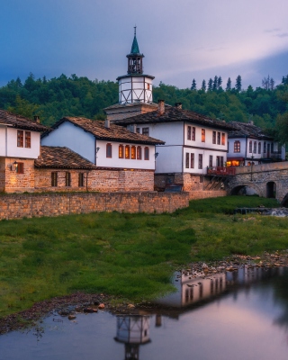 Free Tryavna Bulgaria Picture for 240x320