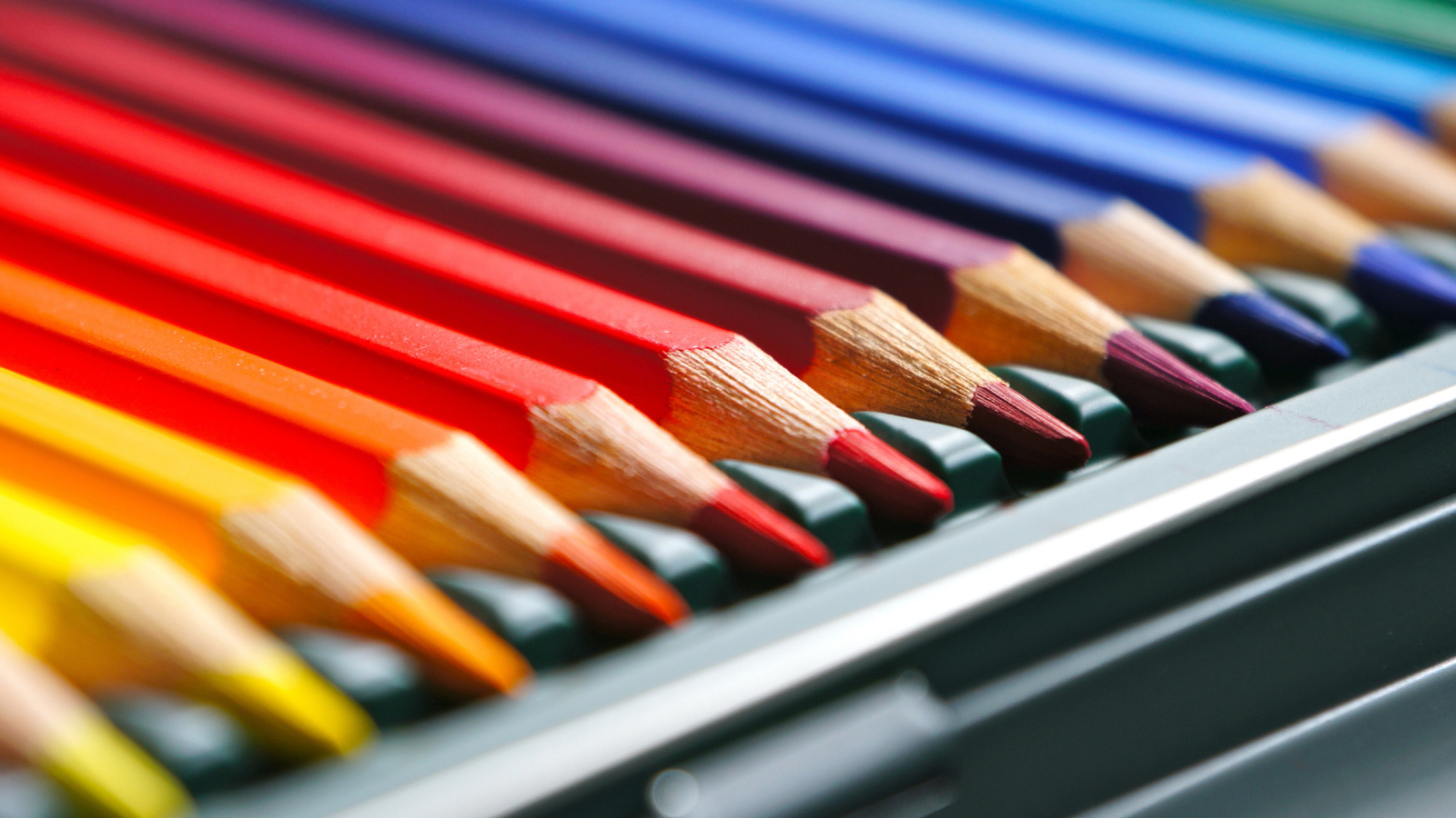 Screenshot №1 pro téma Coloured Pencils 1600x900
