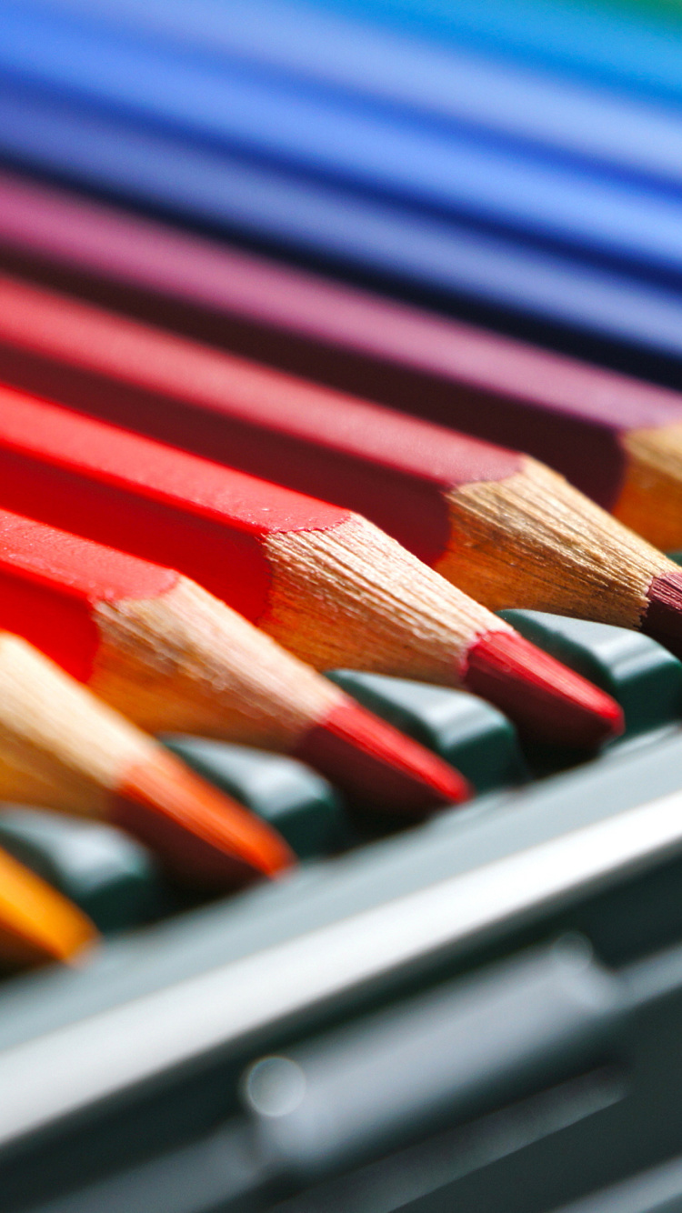 Coloured Pencils wallpaper 750x1334