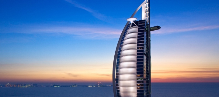 Обои Tower Of Arabs In Dubai 720x320