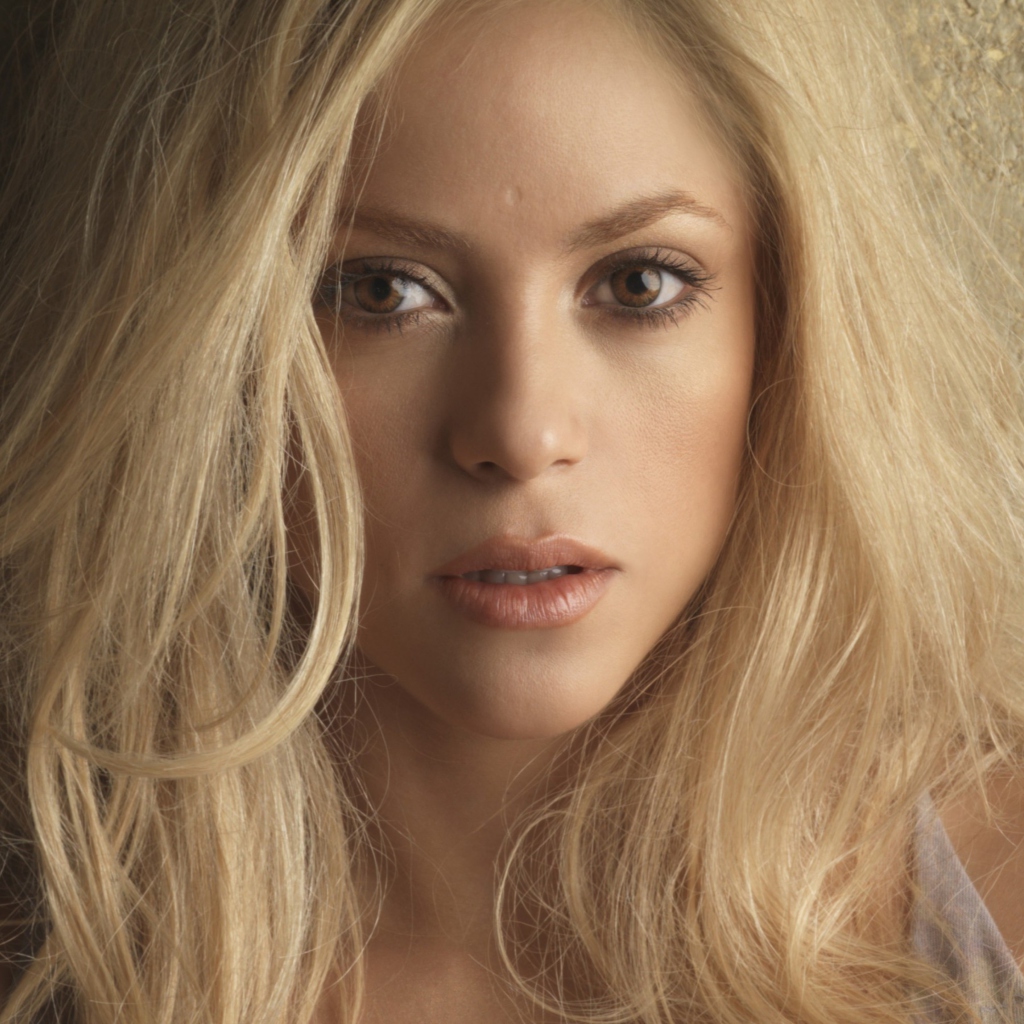 Fondo de pantalla Blonde Shakira 1024x1024