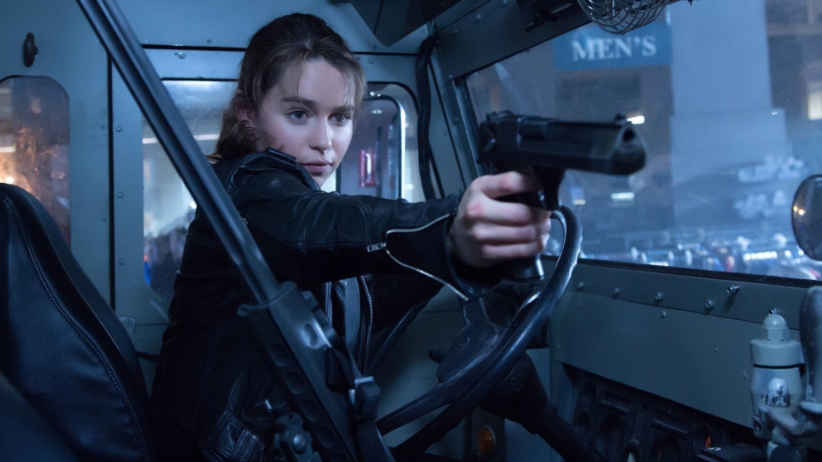 Обои Sarah Connor in Terminator 2 Judgment Day 1600x900