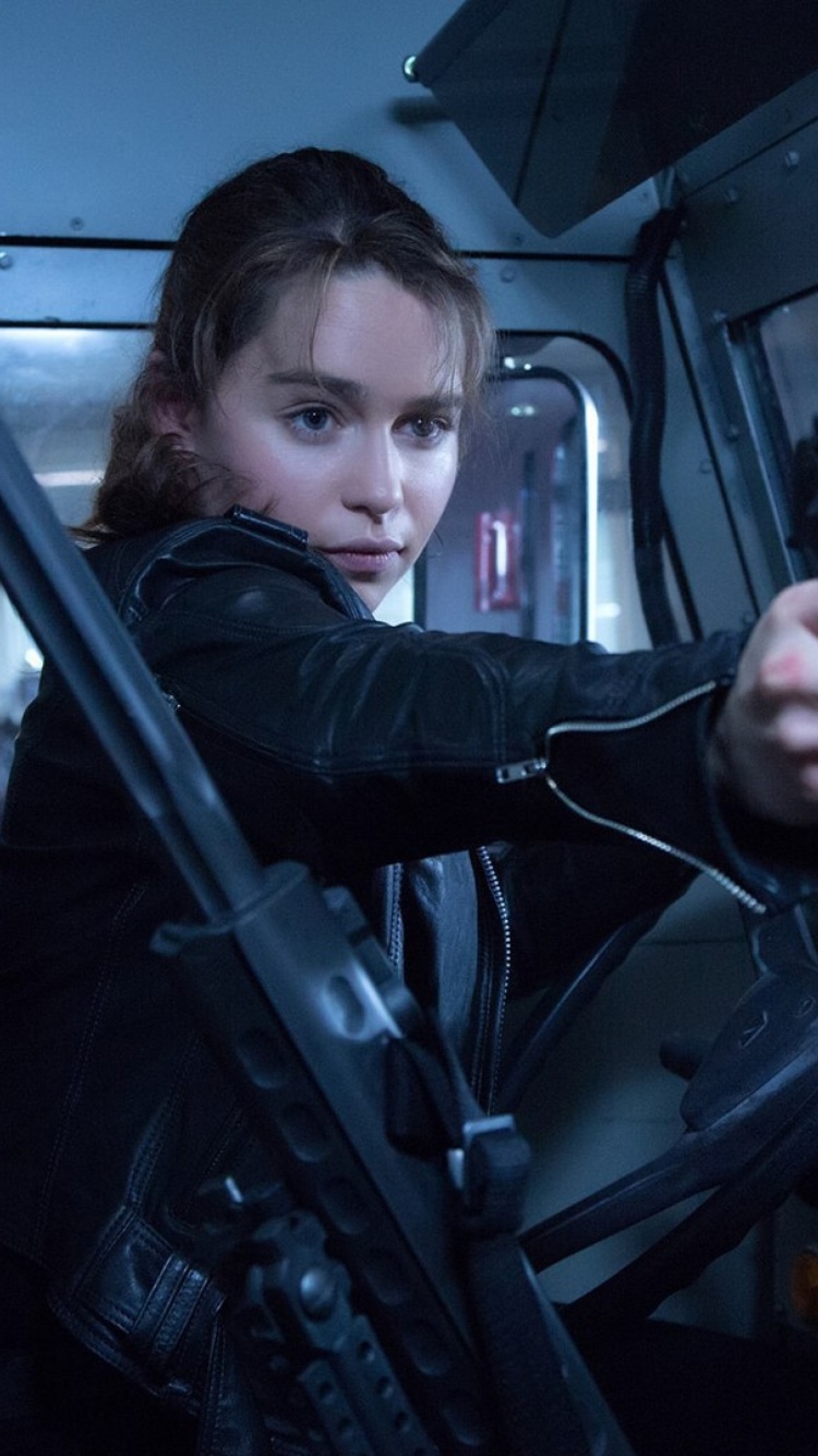 Sfondi Sarah Connor in Terminator 2 Judgment Day 750x1334